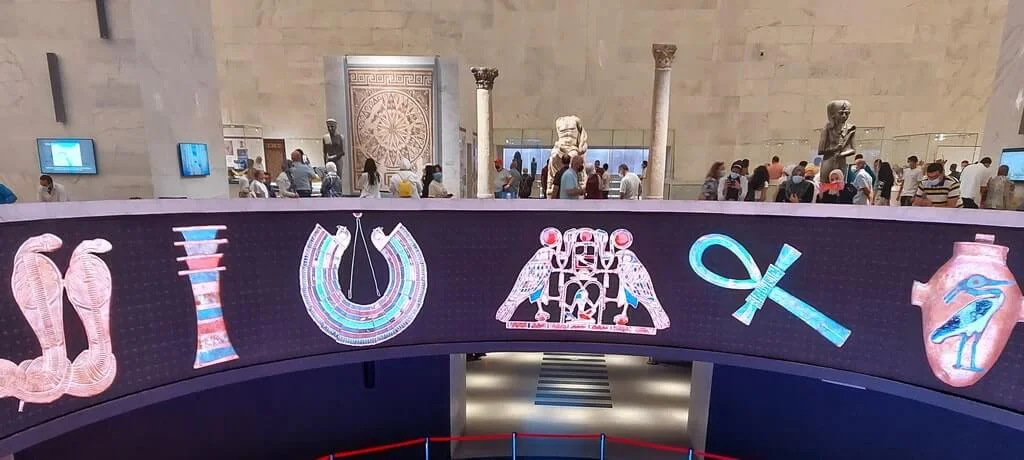 Ancient Egyptian symbolism - Egypt MoTours